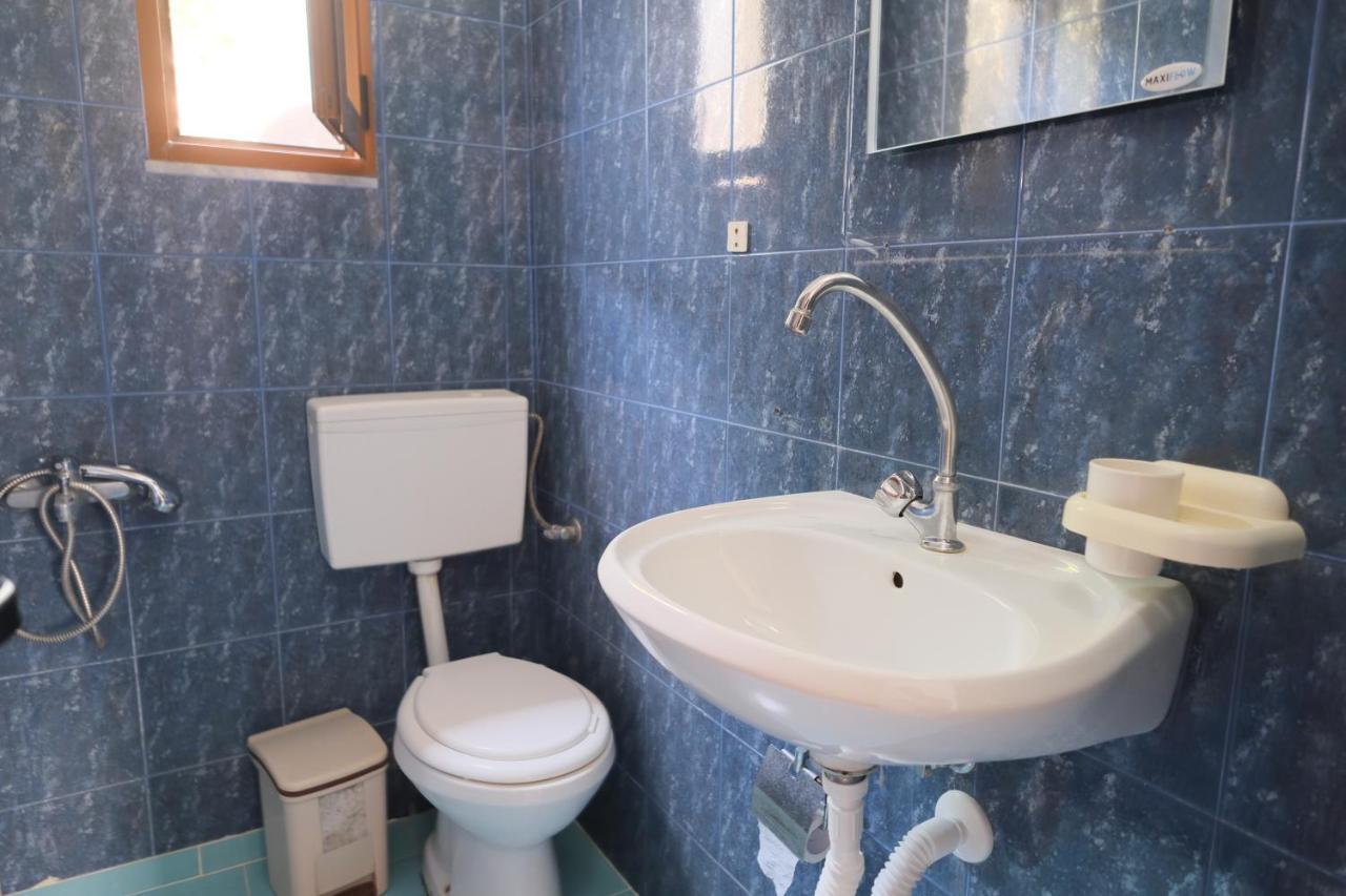 Mehilli Hotel Dhërmi Zewnętrze zdjęcie